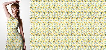 20037v Materiał ze wzorem ręcznie malowane kolorowe trójkąty (odcienie szarego, niebieskiego, żółtego i pomarańczowego) ułożone w pasy
